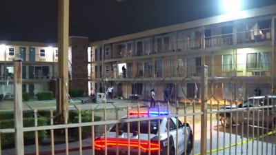 Tiroteo en un motel deja un muerto y dos heridos en Dallas