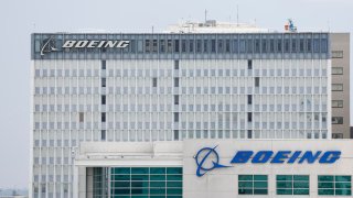 El Gobierno de Biden anima a Boeing a negociar "de buena fe" con los trabajadores en huelga