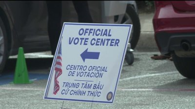 Condado Dallas extiende horario para la votación temprana