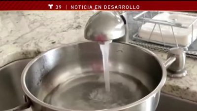 Retoman las clases en Richardson, pero el problema del agua continúa