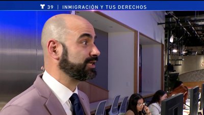 Abogado de inmigración pide estar siempre atento