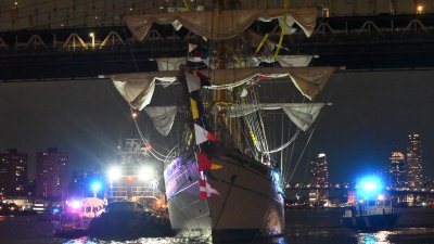 ¿Qué ocasionó el choque del buque mexicano contra el puente de Brooklyn? Lo último del mortal incidente