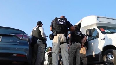Qué es el programa 287 G para colaborar con ICE, y otros proyectos antiinmigrantes