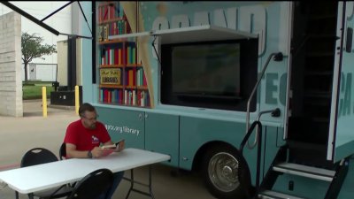 Biblioteca sobre ruedas de la ciudad de Grand Prairie