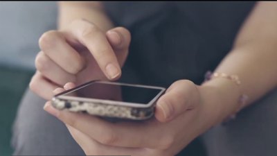 “¿Lo Sabías?”: ¿qué es más limpio, el celular o el inodoro?