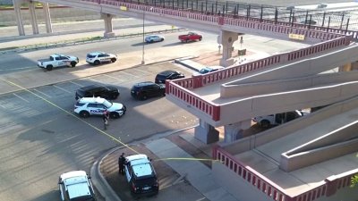 Tiroteo cerca del estadio de Texas Tech termina con dos policías heridos