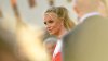 Britney Spears ingresa voluntariamente a centro de tratamiento