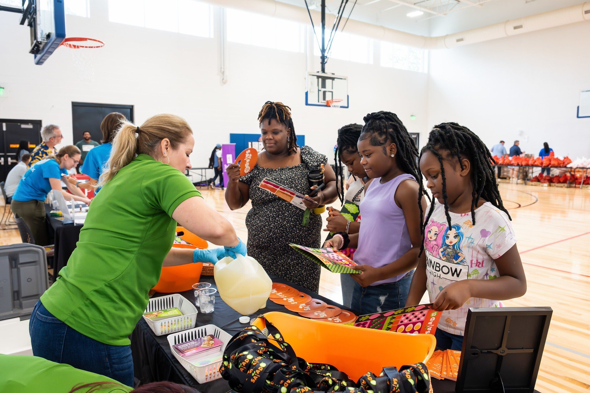 Feria de salud de regreso a clases en la YMCA en Dallas