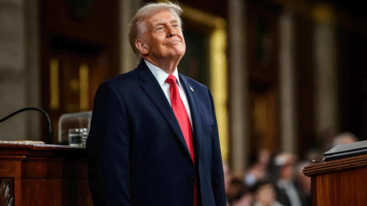 Jueza federal frena orden de Trump que limitaba la ciudadanía por nacimiento