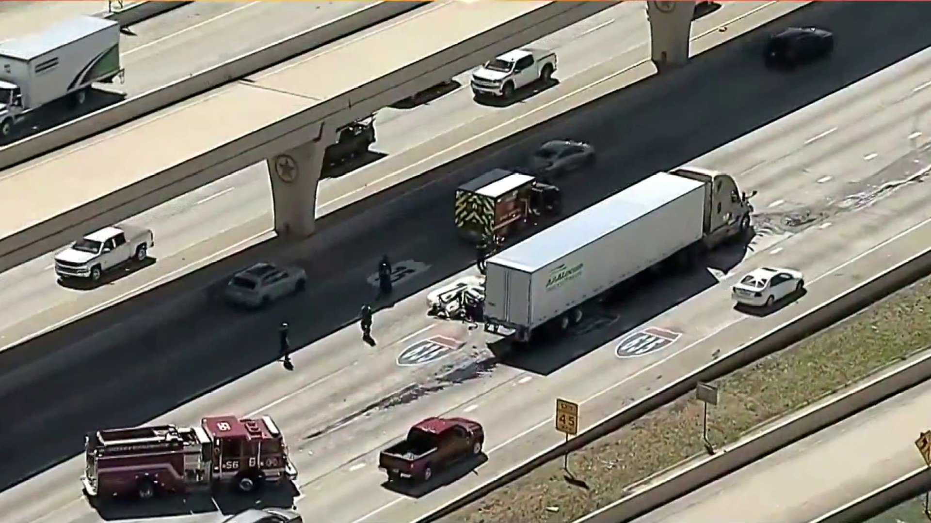 Accidente en la autopista 75 en Dallas deja un muerto; 3 están en el hospital