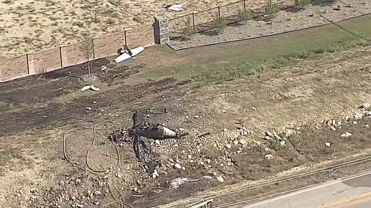 Cierran calles tras mortal accidente de avioneta en Fort Worth