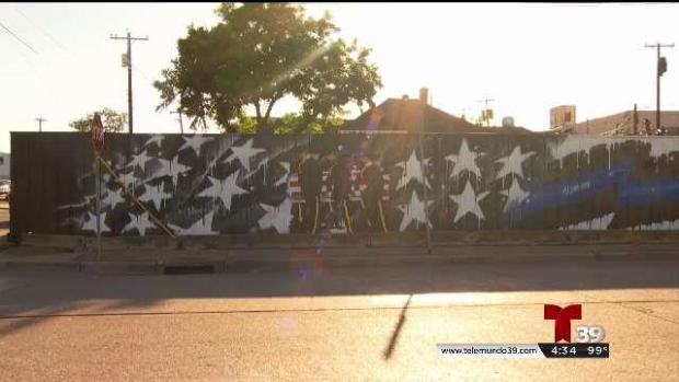 Mural causa controversia en Oak Cliff