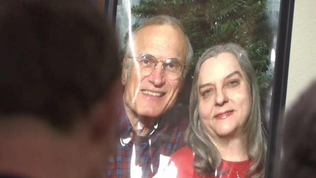 Luto tras muerte trágica de ancianos en Fort Worth
