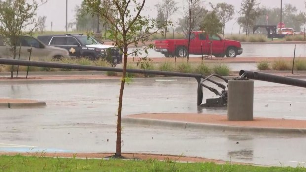 Daños en la escuela preparatoria Waxahachie